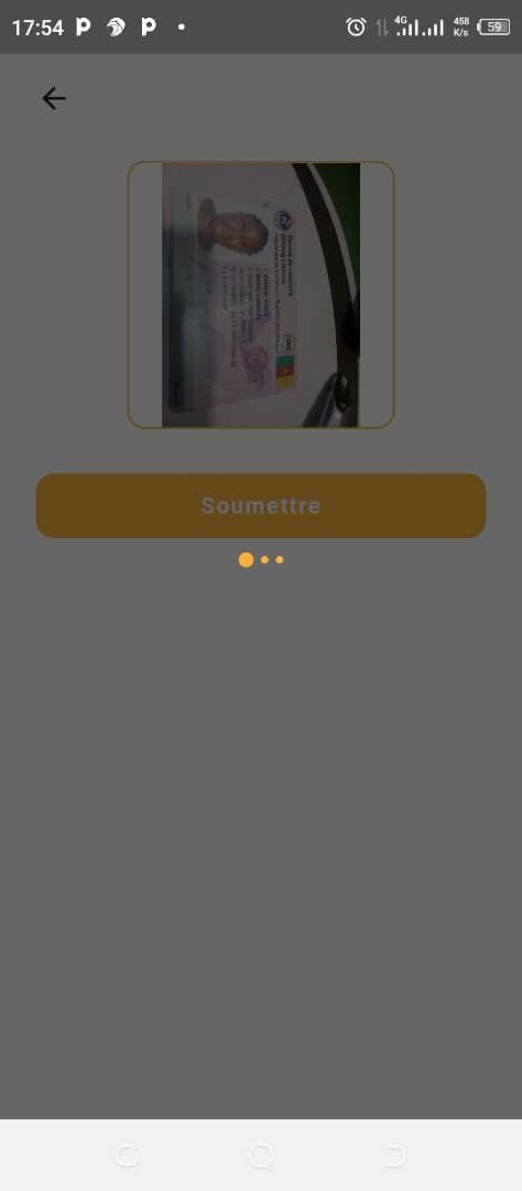 Chauffeur Step 9Bien filmer votre permis de conduire ensuite taper sur "soumettre"
